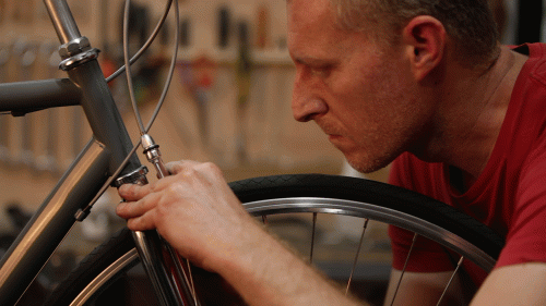 Primer documental de Portraits, Artisans of the New Century