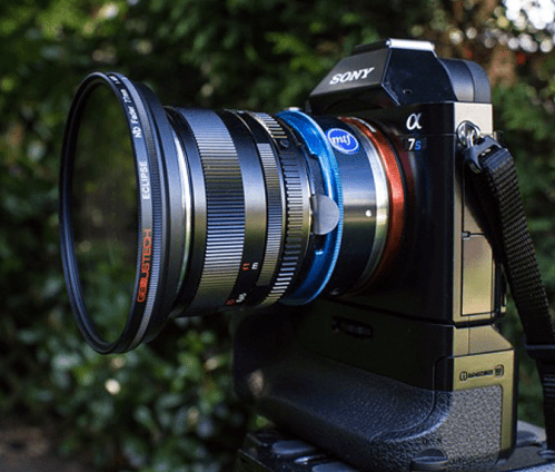 La Sony A7s con el filtro Eclipse, también de Genus