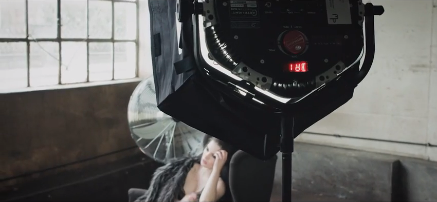 rotolight-neo&jeannoir-fotograma3